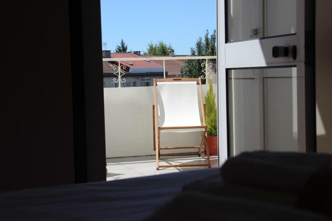 Rh Charming Apartment Sao Victor Braga Bagian luar foto