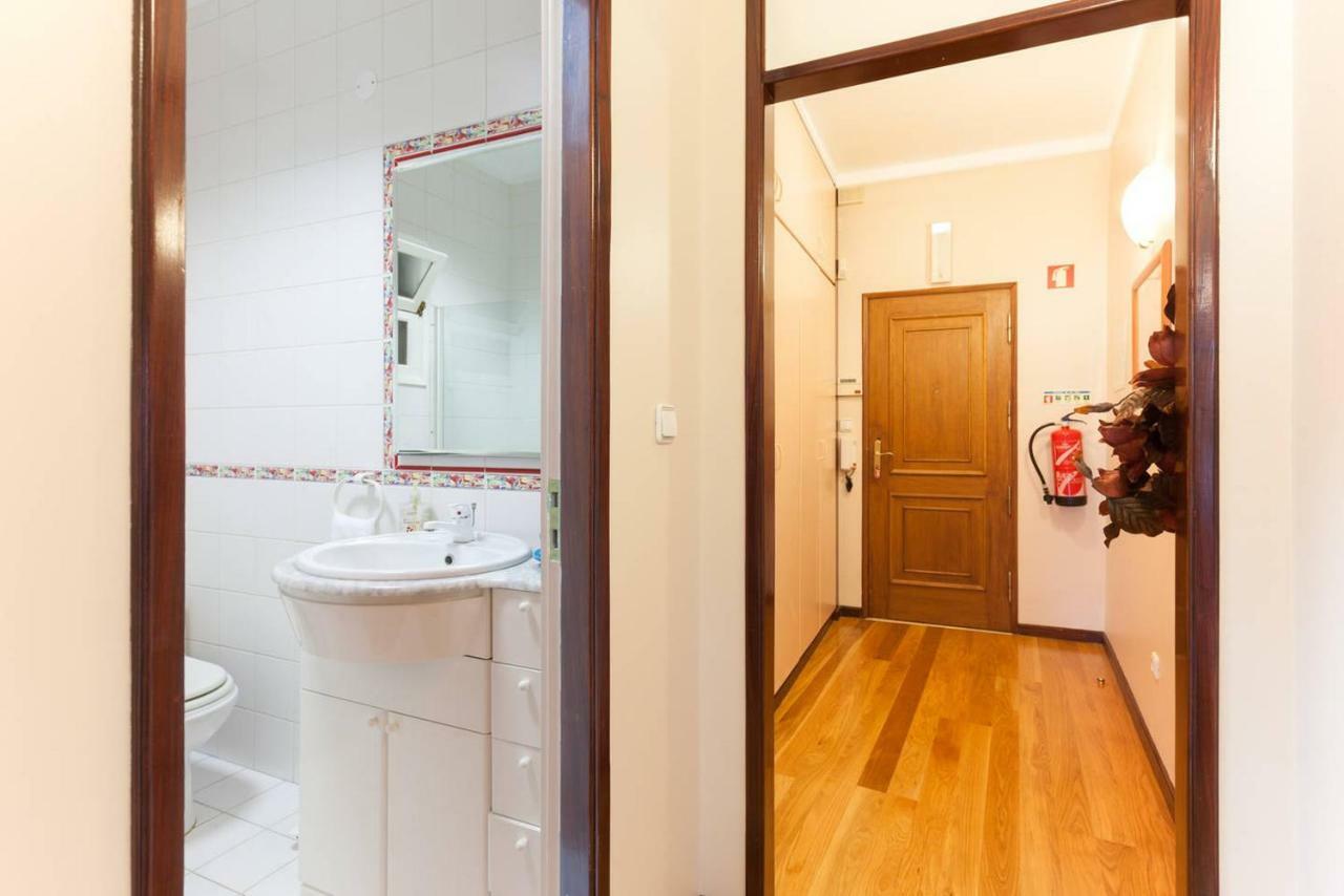 Rh Charming Apartment Sao Victor Braga Bagian luar foto