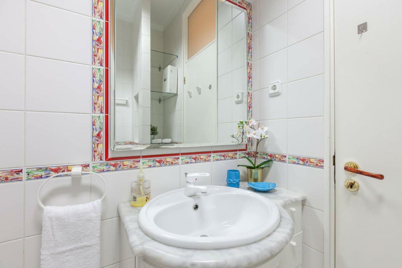 Rh Charming Apartment Sao Victor Braga Bagian luar foto